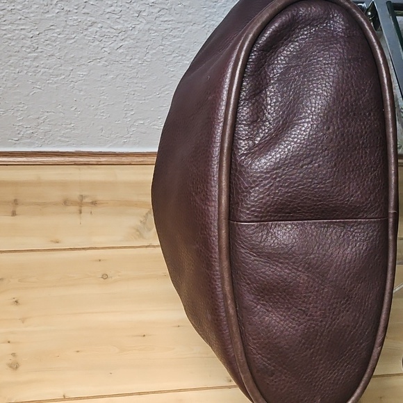 UGG Brown Leather Hobo Bag. - Picture 3 of 6